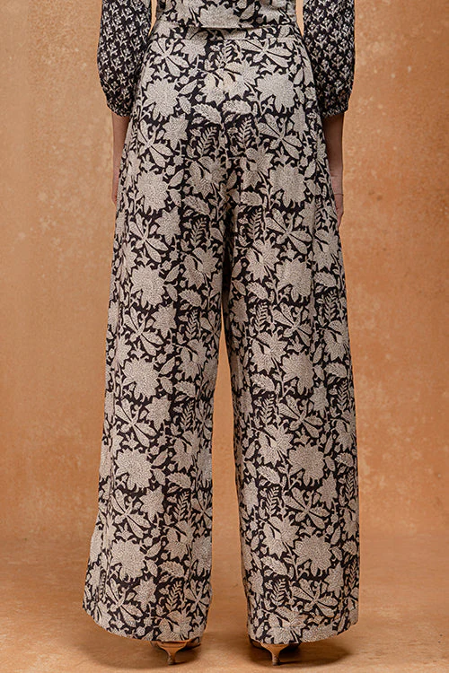 Okhai 'Sample Two Hundred Sixty Two - Image 3