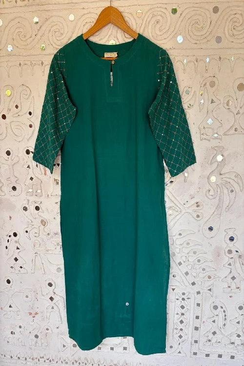 Okhai "Sarang" Hand-Embroidered and Mirrorwork Pure Cotton Emerald Green Kurta | Rescue - Image 2
