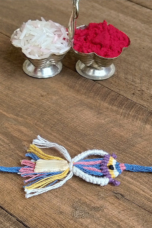 Okhai 'Sarayu' Fish Organic Cotton Thread Rakhi - Image 2
