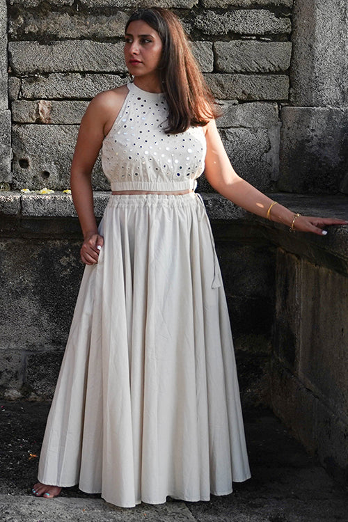 Okhai 'Shining Armour' Off White Pure Cotton Free Size Skirt - Image 3