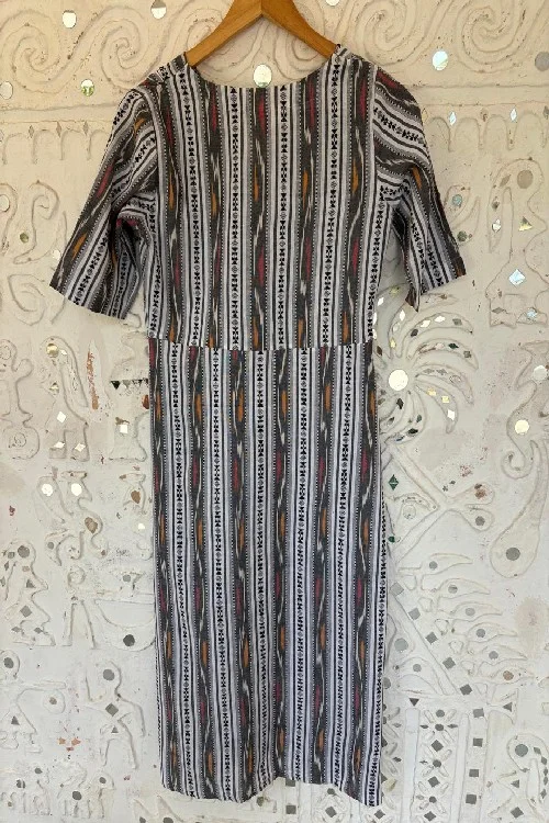 Okhai "Snowline" Pure Cotton Ikat Grey Kurta | Rescue - Image 3