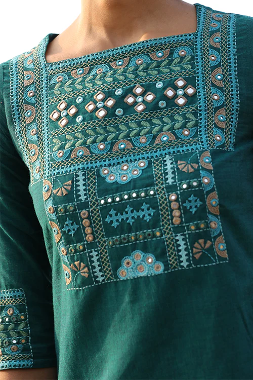 Okhai 'Sublime' Hand Embroidered Mirror Work Pure Cotton Kurta Pant Set - Image 4