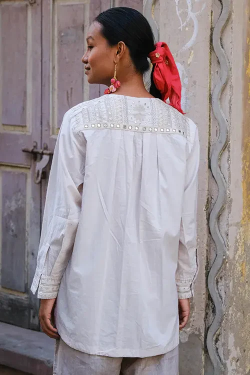 Okhai "Sutra" Hand-Embroidered Mirrorwork Pure Cotton Shirt - Image 5