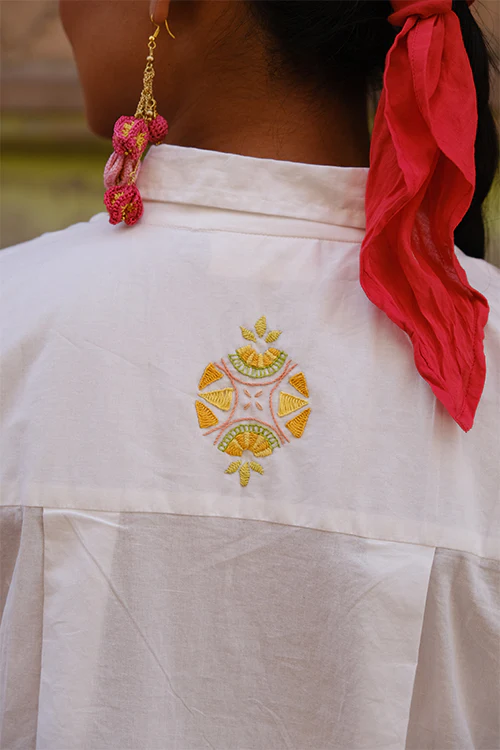 Okhai "Tutti frutti" Rabari Embroidery Pure Cotton anti-fit shirt - Image 2