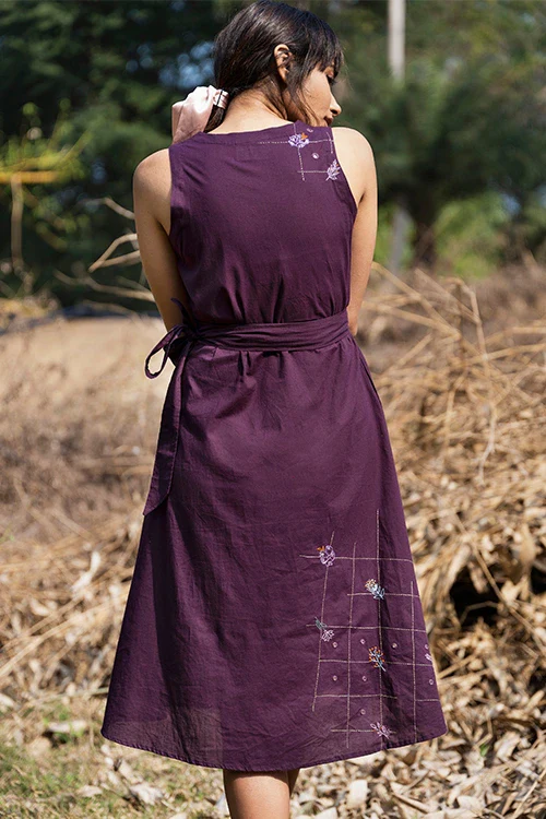 Okhai 'Vinea' Hand Embroidered Mirror Work Dress - Image 4