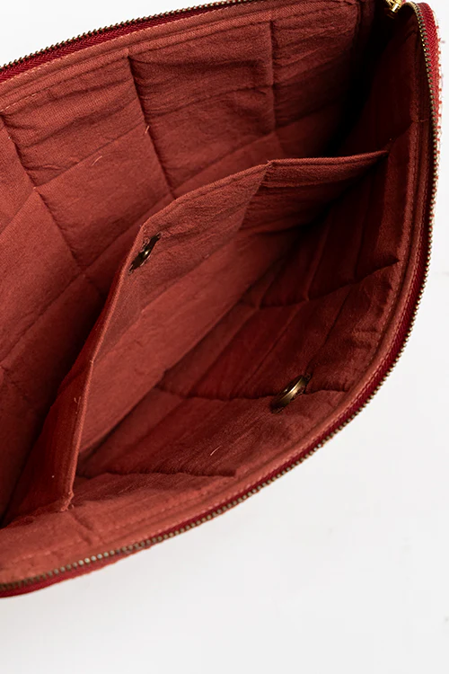 One 'O' Eight Knots Rekha Hand-Woven Laptop Bag - Brick Red - Image 2