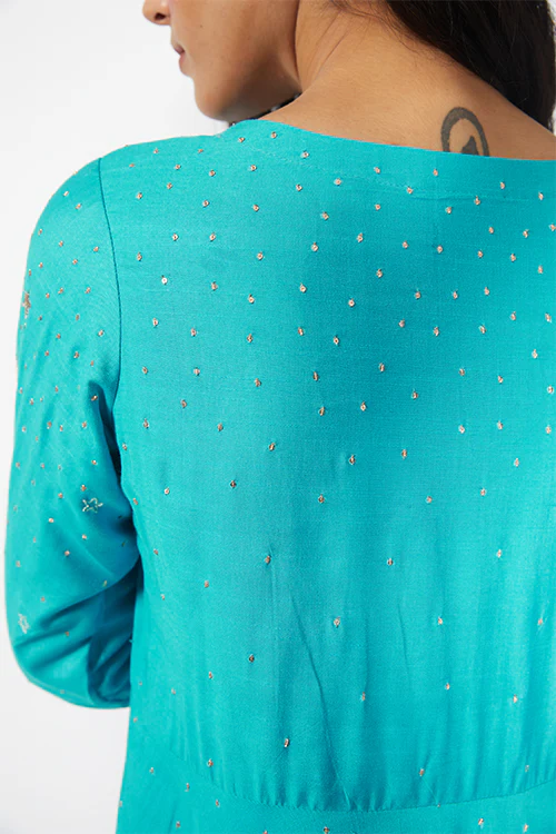 Okhai 'Orion' Embroidered Kurta Pant Dupatta Set - Image 5