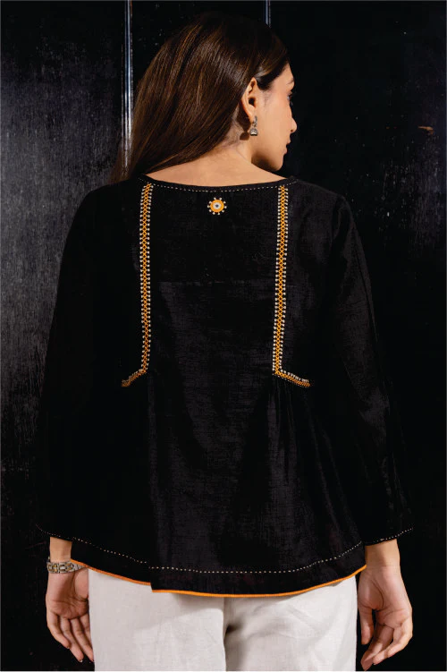 Paheli Black Side-Gather Cotton Top With Pakka Hand Embroidery - Image 4