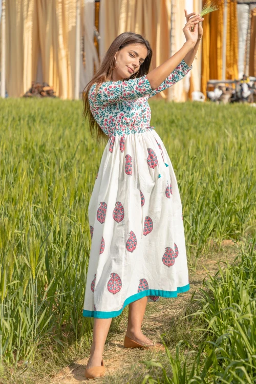 Sootisyahi 'Paisley in the Garden' Azofree Handblock Printed Pure Cotton Dress - Image 5