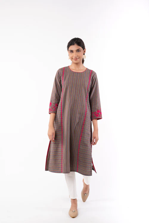 Rangsutra Pardis Grey Chikankari Round Neck Kurta - Image 6