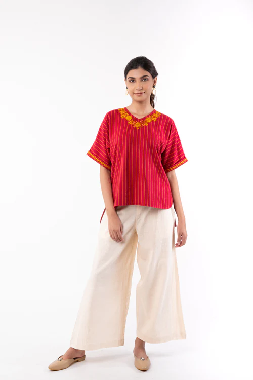 Rangsutra Pardis Red Chikankari Round Neck Boxy Top - Image 2