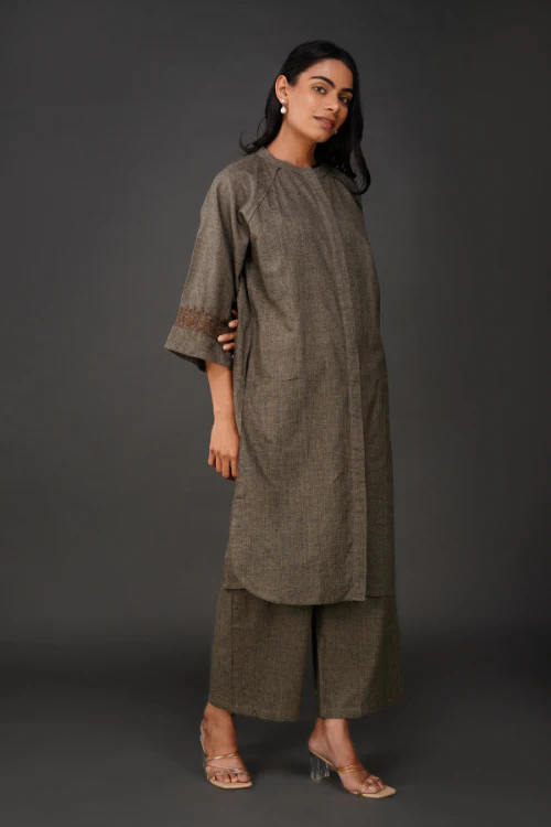 Phae Aania Co-Ord Set In Two Tone