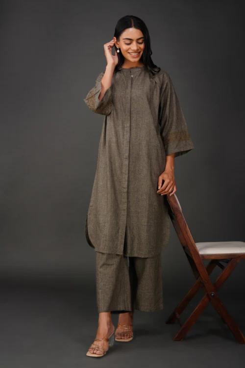 Phae Aania Co-Ord Set In Two Tone - Image 5