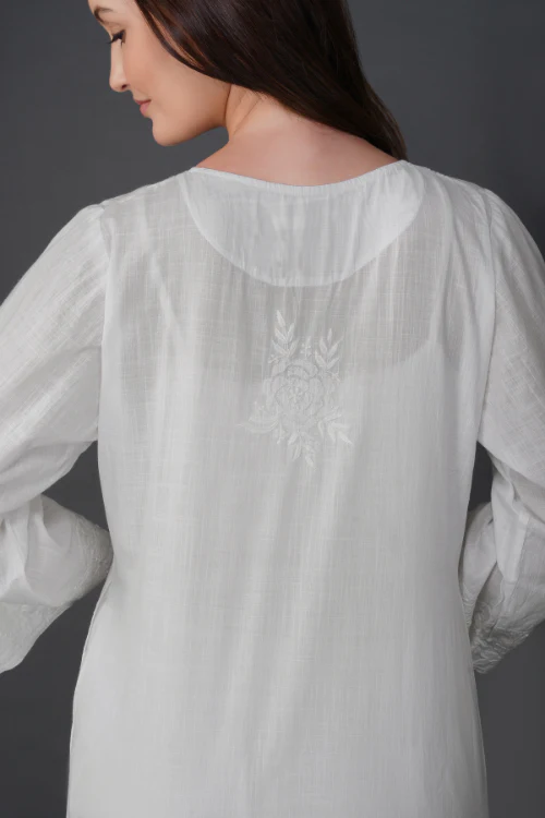Phae Aastha Cotton Cross Hatch Kurta With Hand Chikankari - Image 5