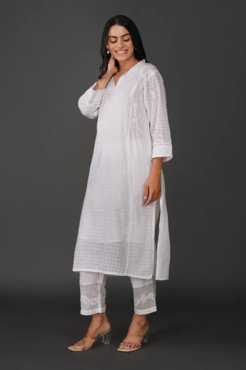 Phae Amina Cotton Self Check Kurta With Hand Chikankari - Image 3