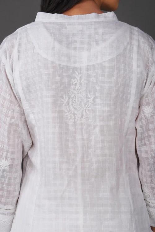 Phae Amina Cotton Self Check Kurta With Hand Chikankari - Image 4