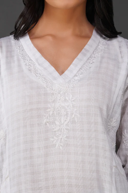 Phae Amina Cotton Self Check Kurta With Hand Chikankari - Image 7