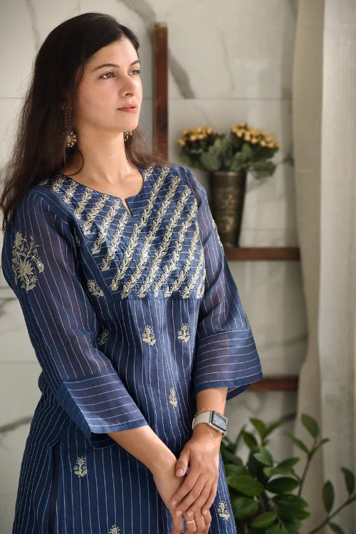 Phae Ananay Co-Ord Set In Sapphire Blue - Image 3
