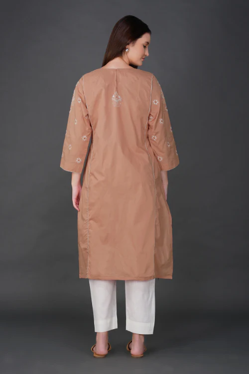 Phae Avani  Cotton Kurta With Hand Chikankari Embroidery - Image 5