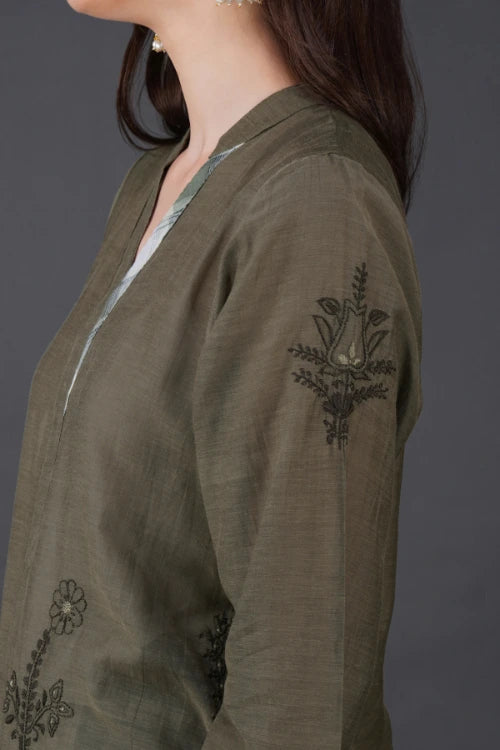 Phae Cyra Kurta In Olive Green - Image 3