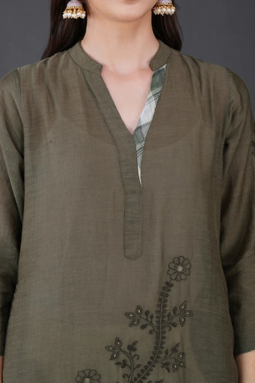 Phae Cyra Kurta In Olive Green - Image 5