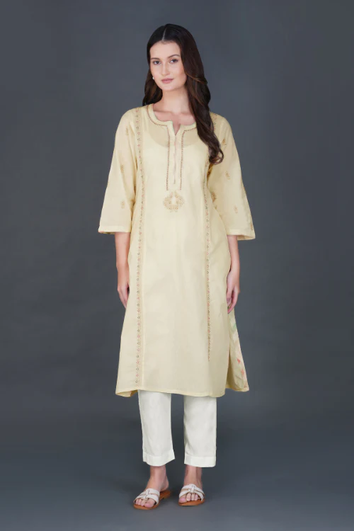 Phae Kiara Kurta In Two Tone Fabric With Hand Chikankari - Image 6