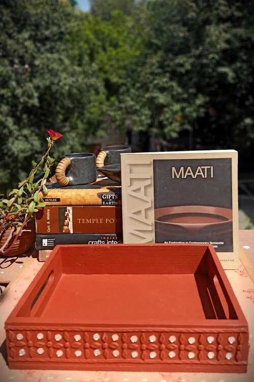 Terracotta by Sachii Pine Wood & Mdf Lippan Mud & Mirror Work Tray Brick Red - Image 3