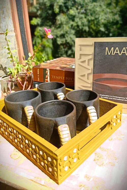 Terracotta by Sachii Pine Wood & Mdf Lippan Mud & Mirror Work Tray Yellow Ochre - Image 4