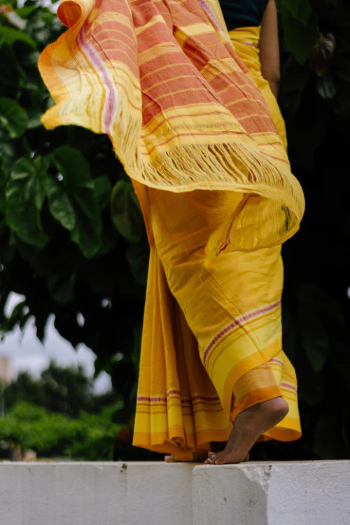 Punarjeevana Yellow Border - Elephant Motif Reversible Anne Hejje - Image 3