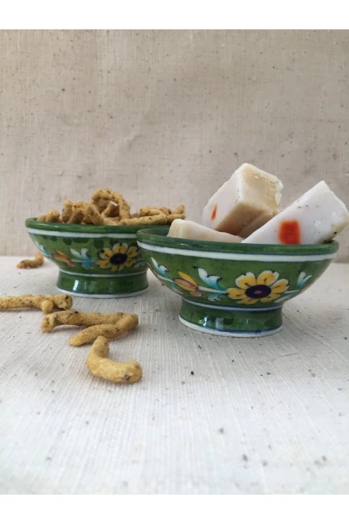 Ram Gopal Blue Pottery Handcrafted 'Bowls' green serving bowls (set of 2) - Image 3