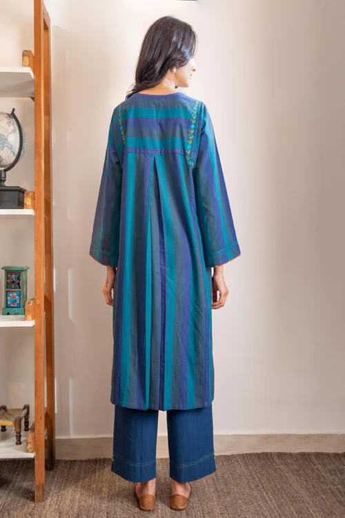 Rangsutra Haveli Crewel Blue Kimono Sleeve Kurta - Image 8