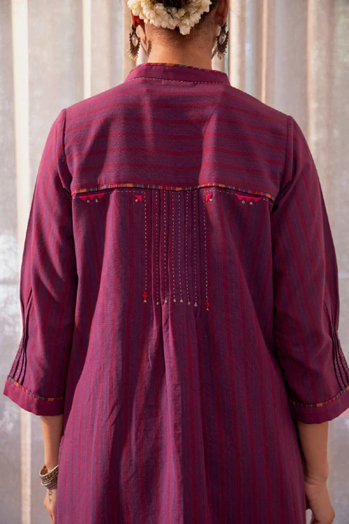 Rangsutra Haveli Soof Violet Hand Embroidered Kurta - Image 6