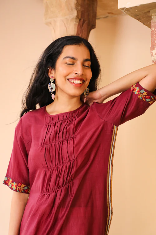 Rangsutra Juhi Maroon Kurta With Crewel Embroidery - Image 2