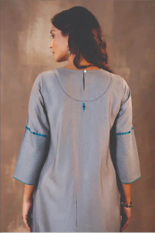 Rangsutra Ruhani Grey A-line Cotton Silk Kurta With Soof Hand Embroidery - Image 5