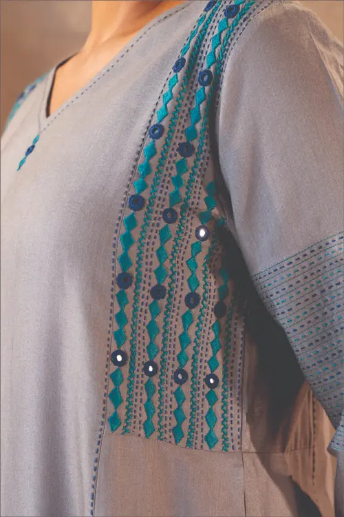 Rangsutra Ruhani Grey Flared Cotton Silk Kurta With Soof Hand Embroidery - Image 2