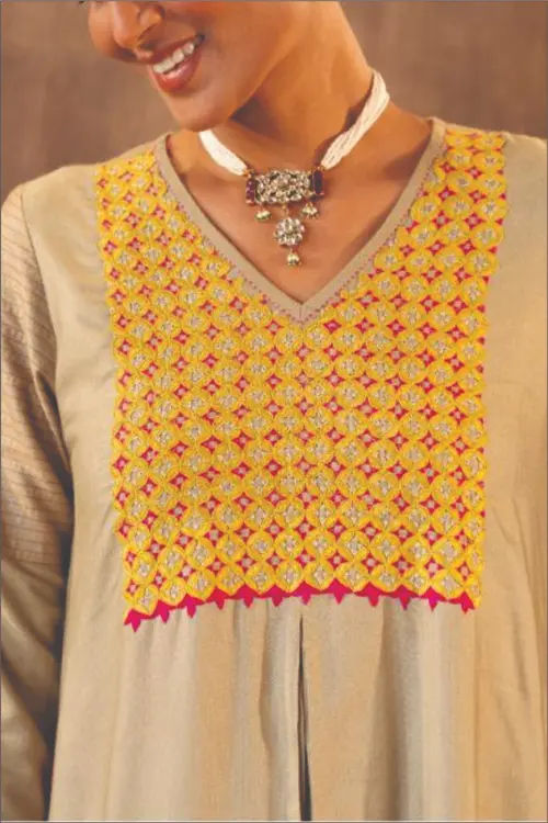 Rangsutra Ruhani Sage Green A-Line Cotton Silk Kurta With Pakka Hand Embroidery - Image 4