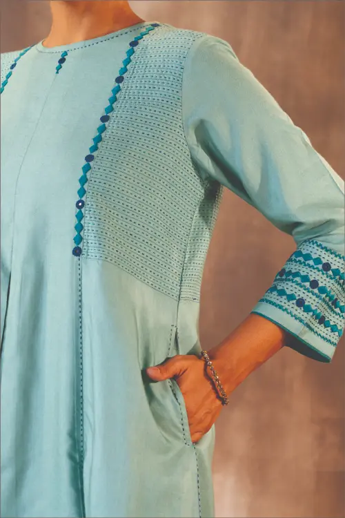 Rangsutra Ruhani Teal A-line Cotton Silk Kurta With Soof Hand Embroidery - Image 3