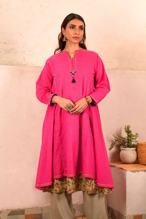 Rangsutra Saheli Double Layer Hand Embroidered Pink Mulmul Cotton Kurta Dress With Printed Beige Slip - Image 5