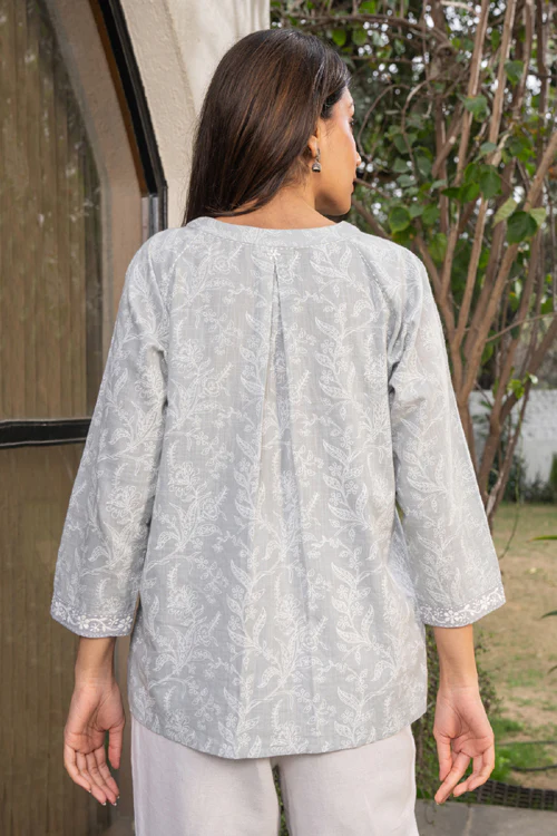 Rangsutra Suhani Grey Boxy Cotton Top With Chikankari Hand Embroidery - Image 4