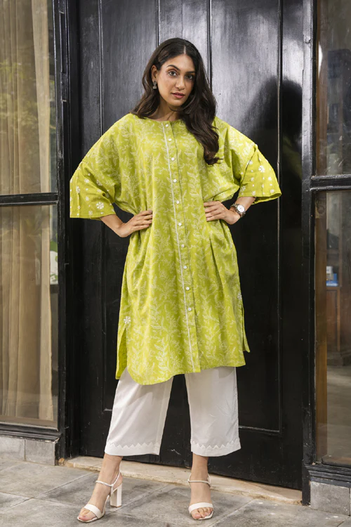Rangsutra Suhani Lime Boxy-Fit Cotton Dress With Chikankari Hand Embroidery - Image 3