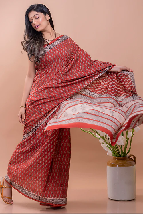 TICH Summer Classics. Bagru Block Printed Mulmul Cotton Saree - Red Flora - Image 5