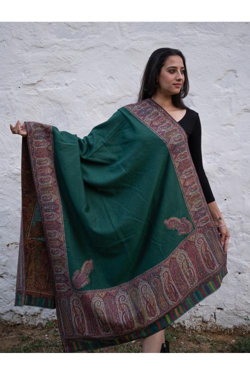 TICH Regal Statement. Exclusive Soft Jamavar Design Kashmiri Shawl - Emerald Green - Image 2