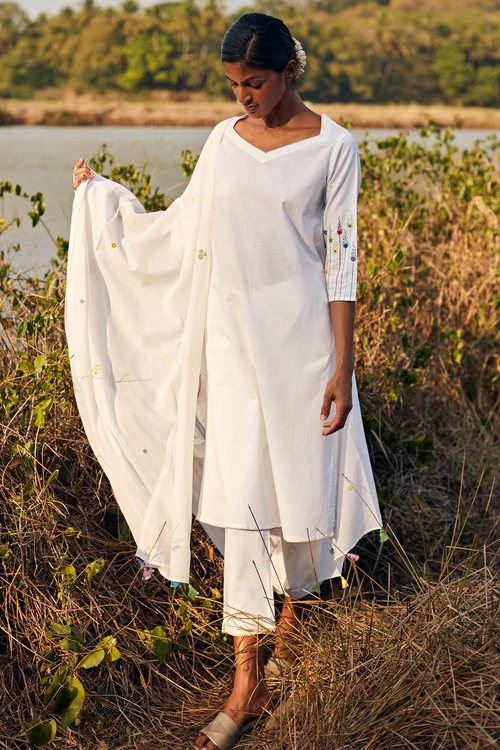 Okhai 'Reverie' Hand Embroidered Pure Cotton Kurta-Pant-Dupatta Set - Image 4