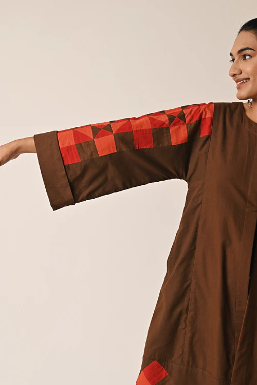 Rangsutra Rishta Long Brown Ralli Jacket - Image 3