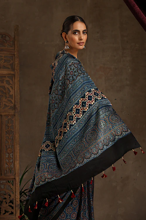 Tenaaro Ajrakh Hand Block Printed Modal Satin Saree - Image 3