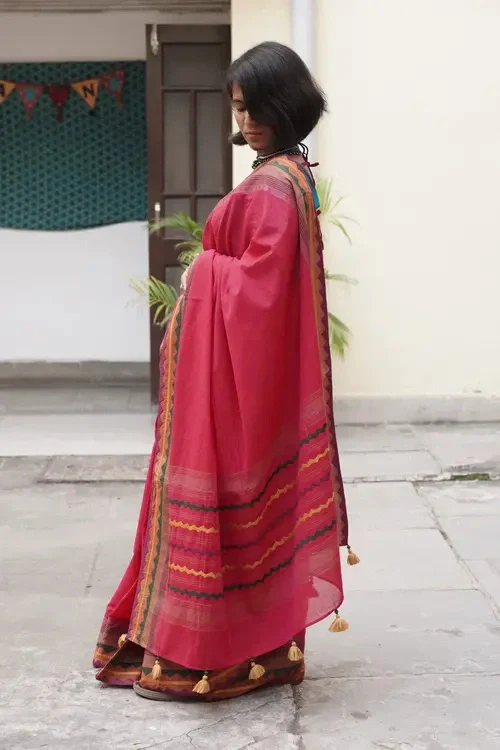 Sadhna"Pankhuri"Pink Cotton Applique Saree - Image 5