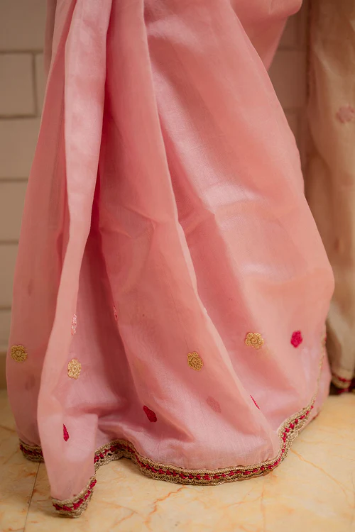 Samoolam Blush & Champagne Lavanya handwoven sarees - Image 2