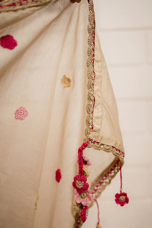 Samoolam Blush & Champagne Lavanya handwoven sarees - Image 8