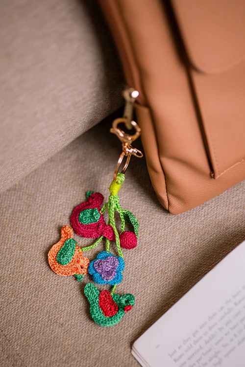 Samoolam Boho Bag Charm Green & Orange Chirpy Chidiya - Image 3