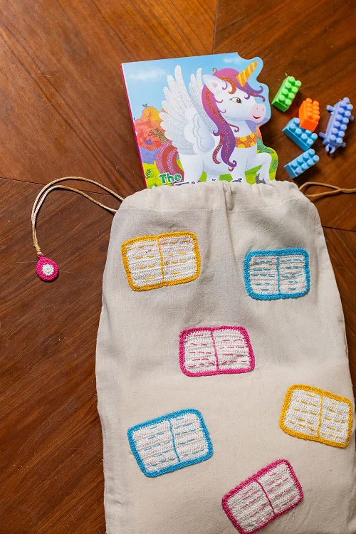 Samoolam Book Lovers Gift Bag - Image 3